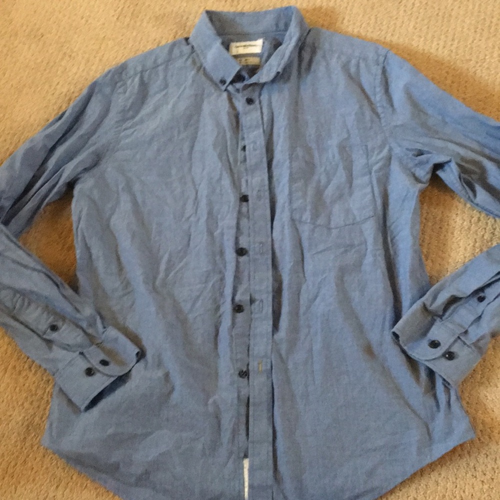 SOLD!! Goodfellow shirt size slim